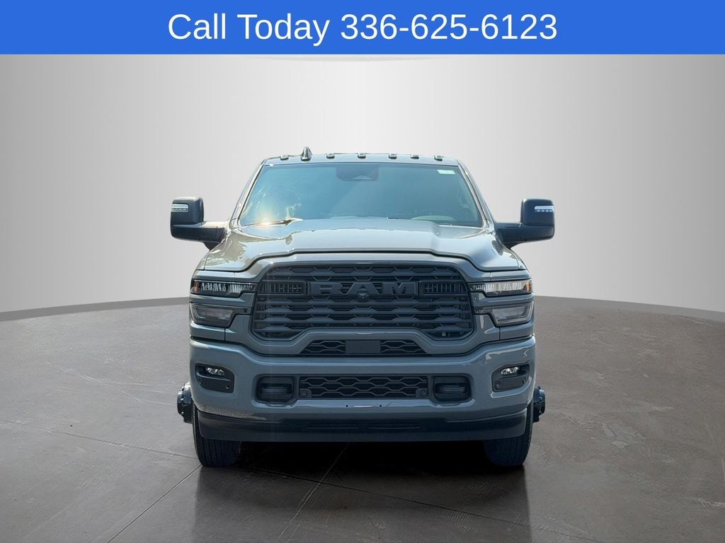 New 2026 Ram 3500 BIG HORN CREW CAB 4X4 8' BOX Pickup