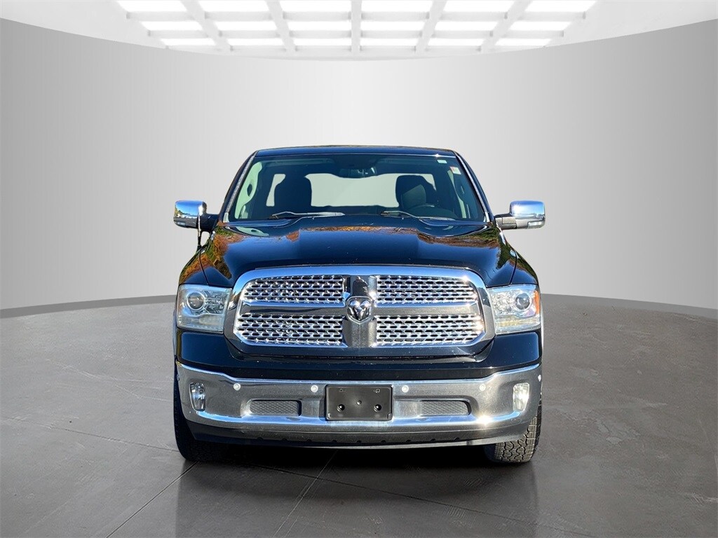 2015 Ram 1500 Laramie photo 4
