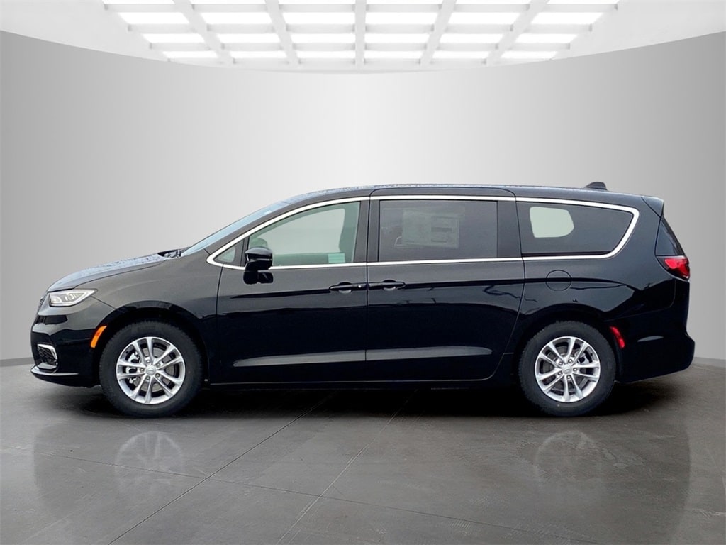New 2026 Chrysler Pacifica SELECT Passenger Van