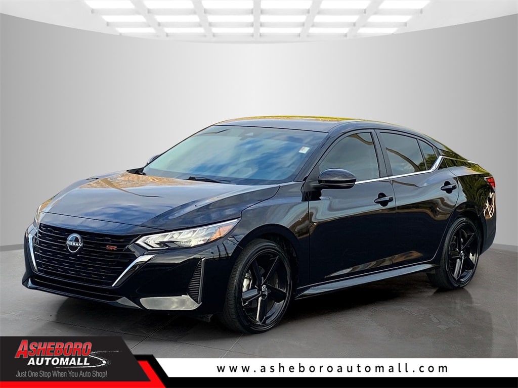 2024 Nissan Sentra SR's photo