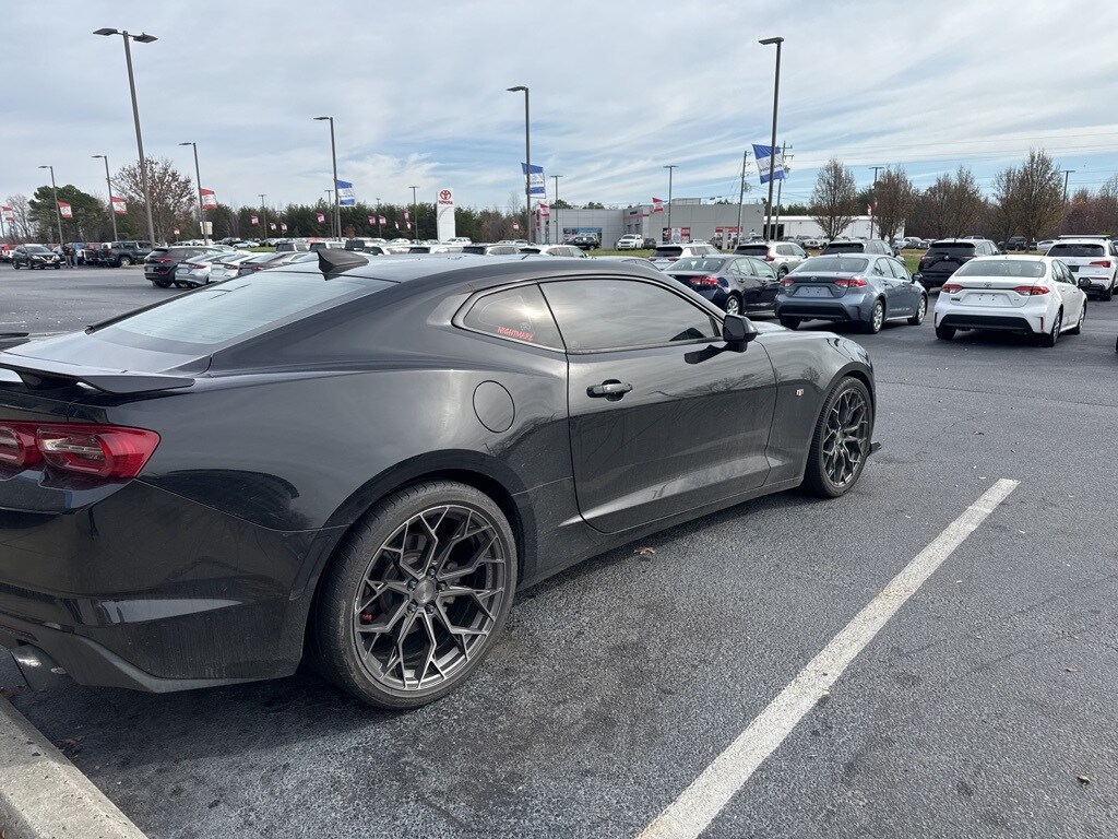 2020 Chevrolet Camaro 1LT photo 4