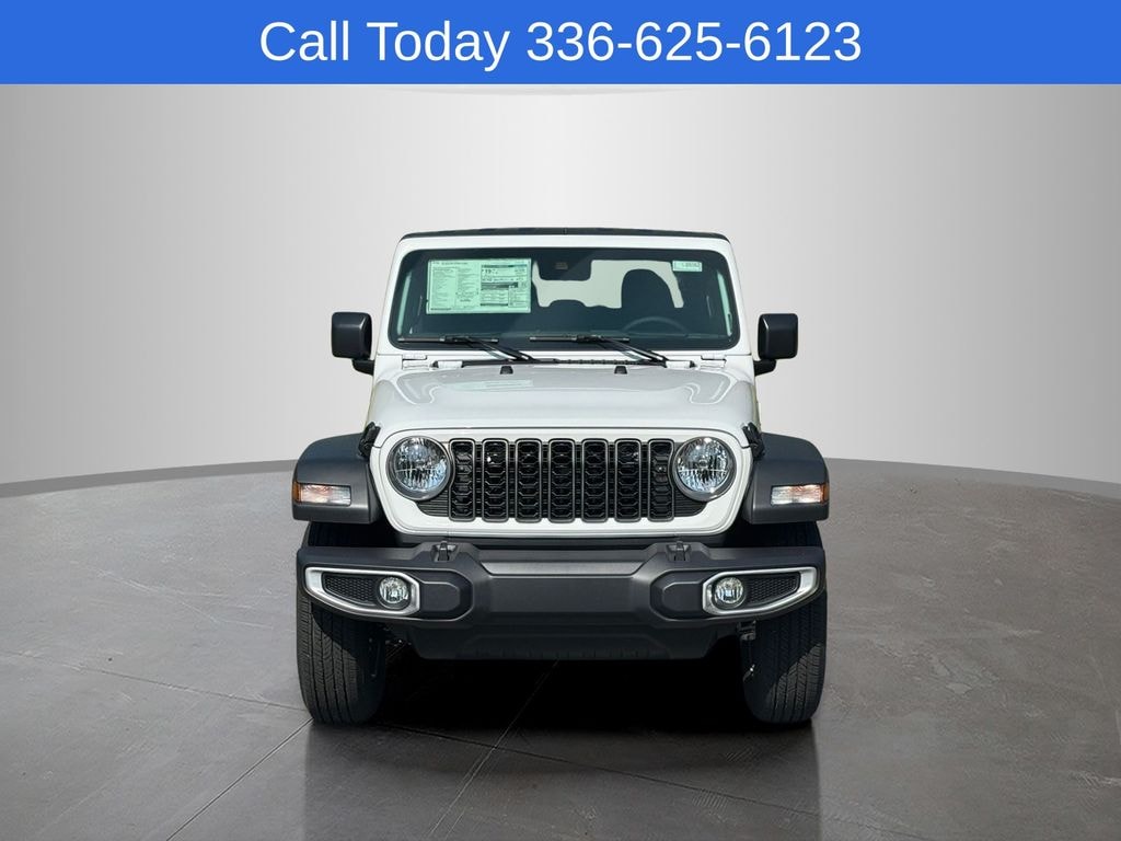 New 2025 Jeep Gladiator SPORT S 4X4 Pickup