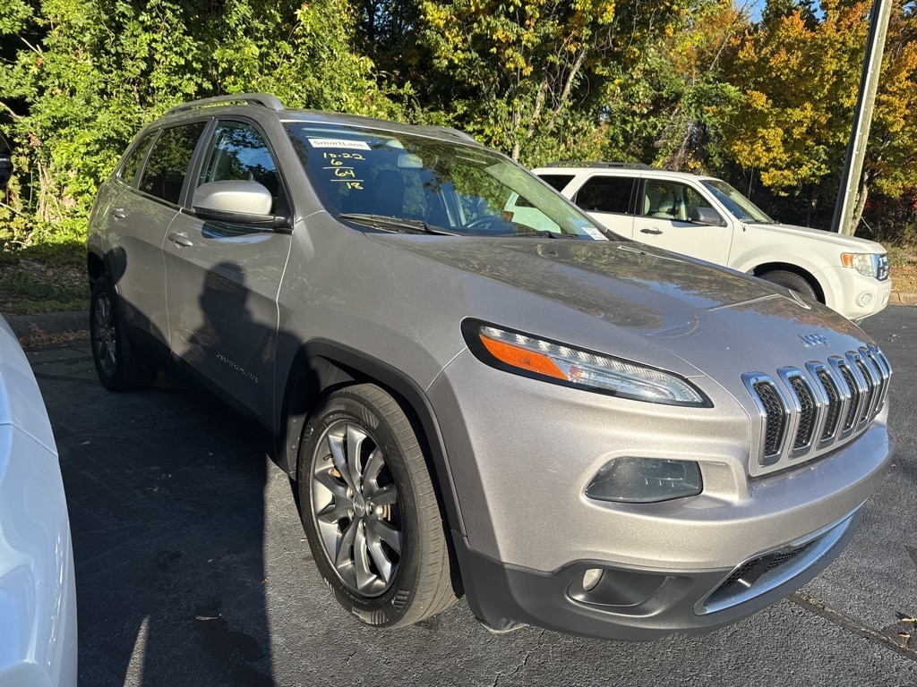 Used 2018 Jeep Cherokee Limited FWD SUV
