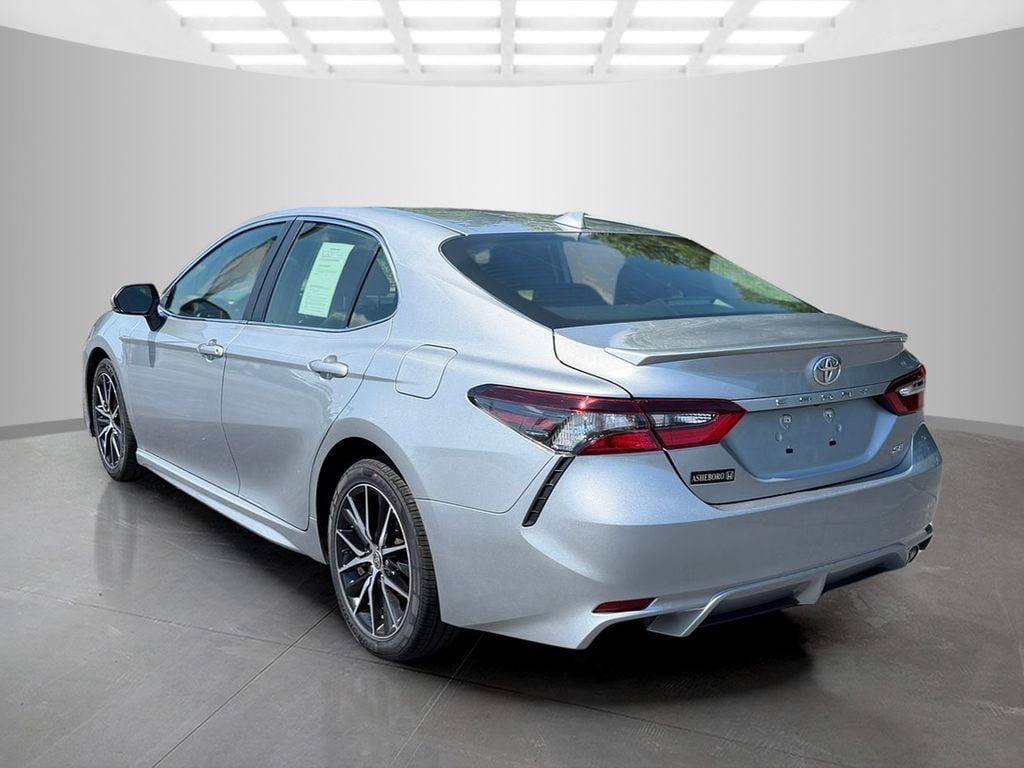 Used 2024 Toyota Camry SE Sedan
