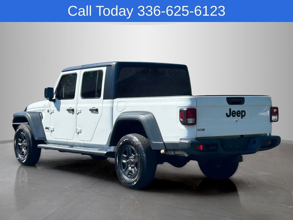 Used 2024 Jeep Gladiator Sport Truck Crew Cab