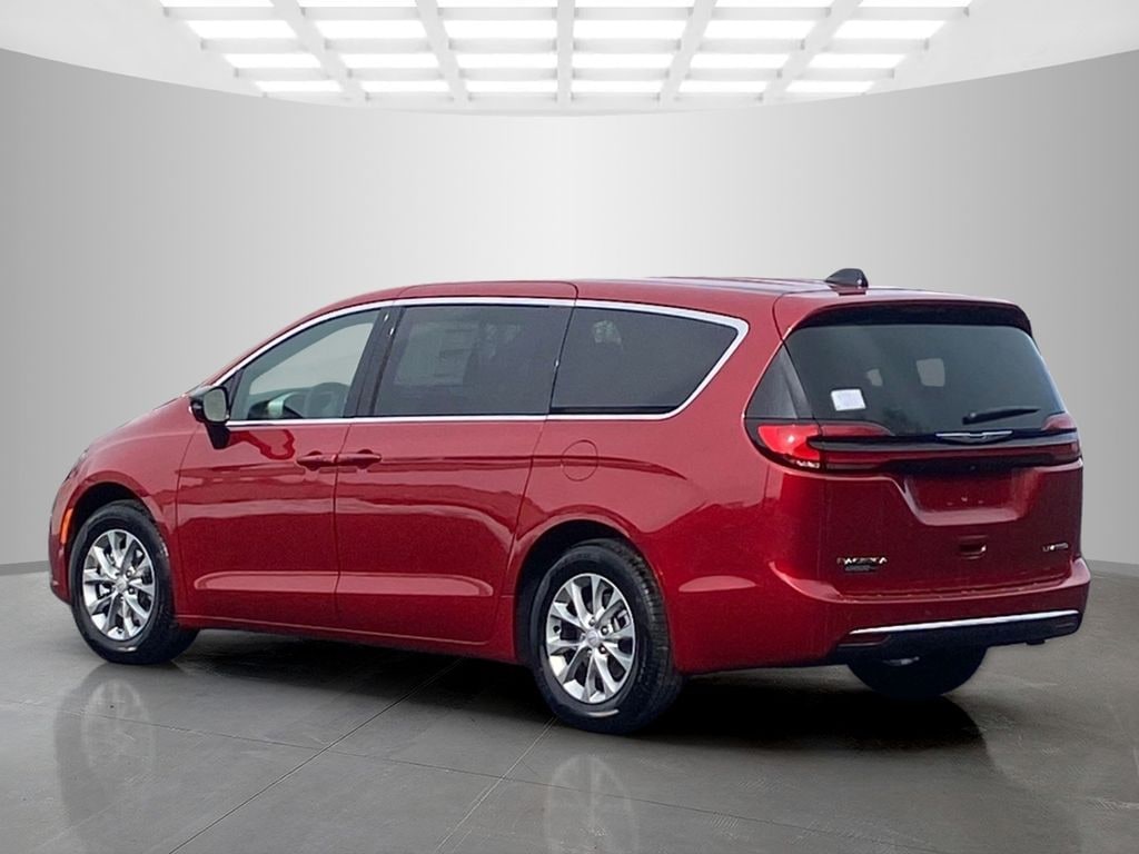 New 2026 Chrysler Pacifica LIMITED Passenger Van