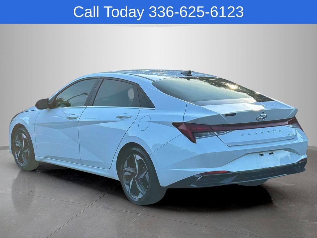 Used 2022 Hyundai Elantra Limited Sedan