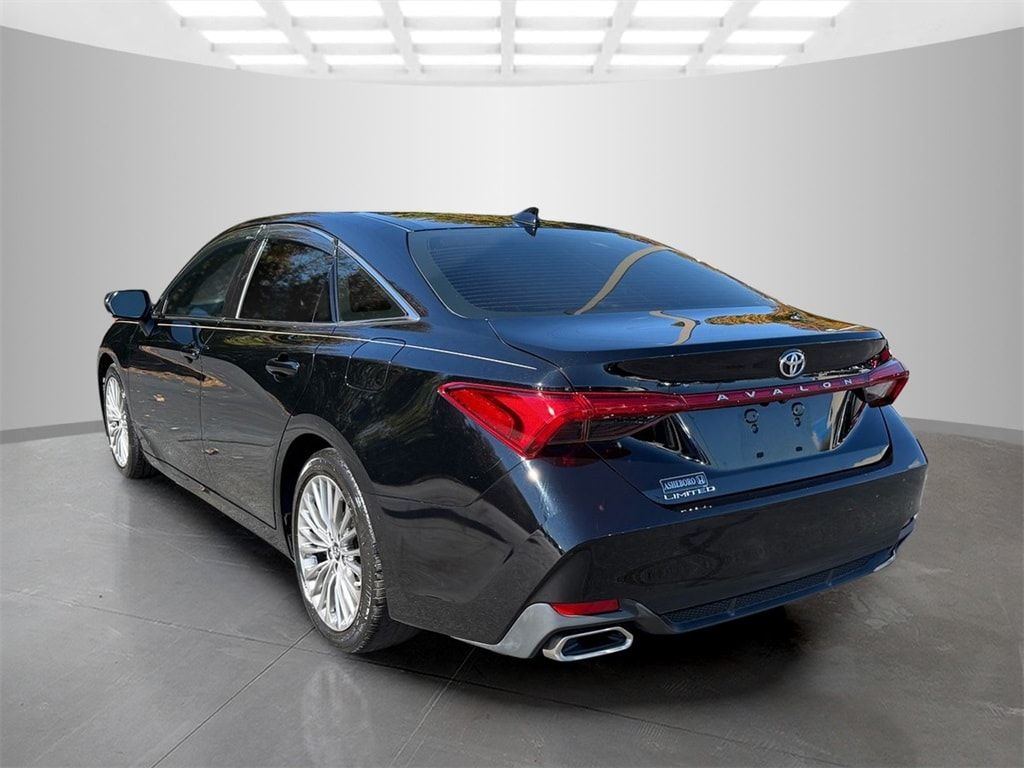 Used 2019 Toyota Avalon  Sedan