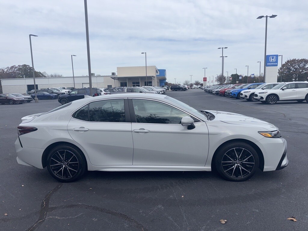 Used 2024 Toyota Camry SE Sedan