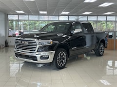 2025 Ram 1500 LARAMIE CREW CAB 4X4 5'7 BOX Pickup