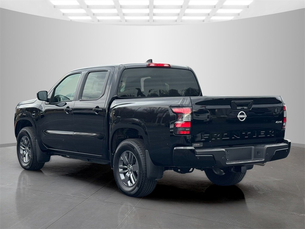 Used 2025 Nissan Frontier SV Truck Crew Cab