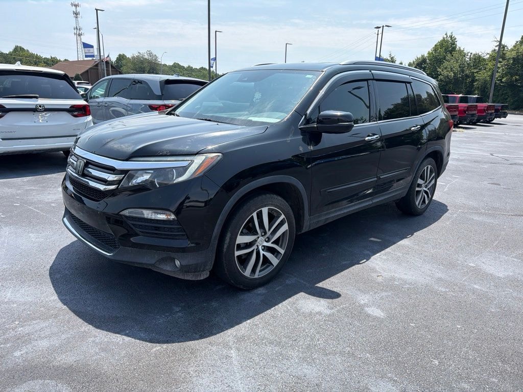 Used 2018 Honda Pilot Touring AWD SUV