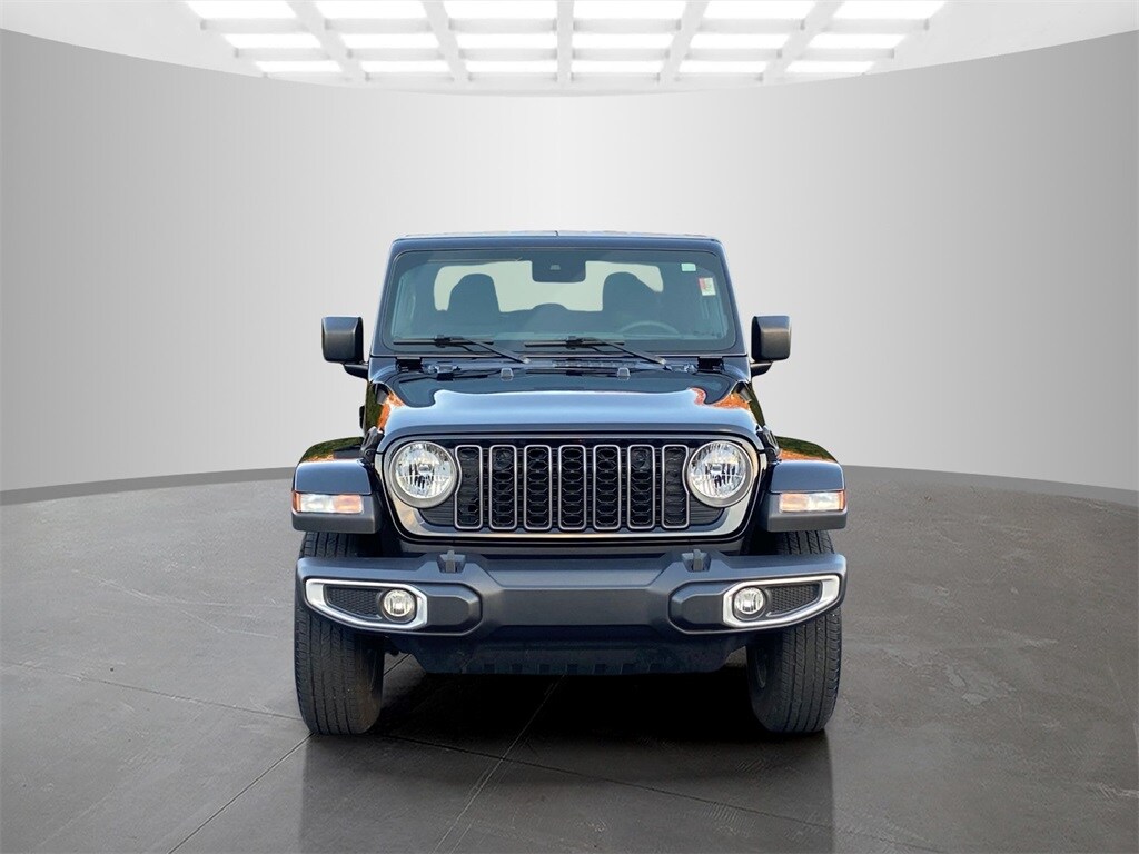 Used 2024 Jeep Gladiator Sport Truck Crew Cab