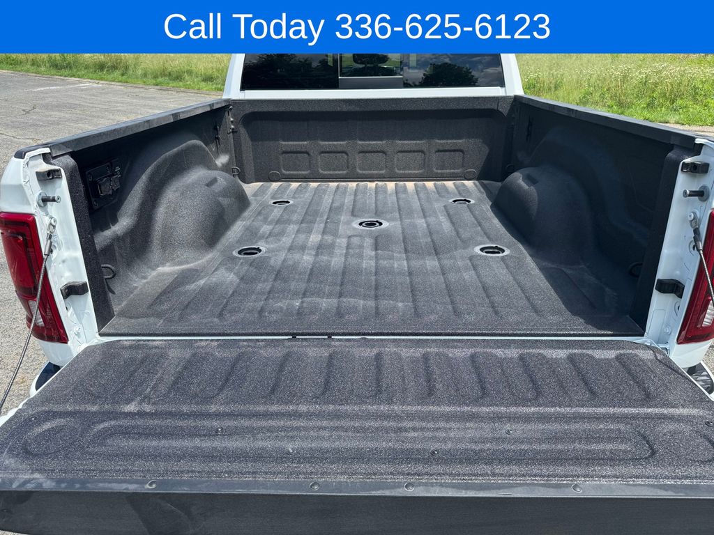 2025 RAM 2500 Big Horn - Photo 10