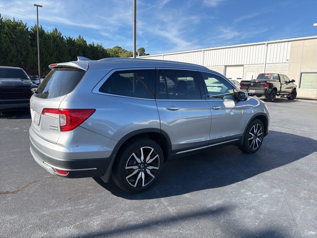 2022 Honda Pilot Touring photo 4