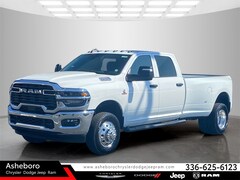 2026 Ram 3500 TRADESMAN CREW CAB 4X4 8' BOX Pickup