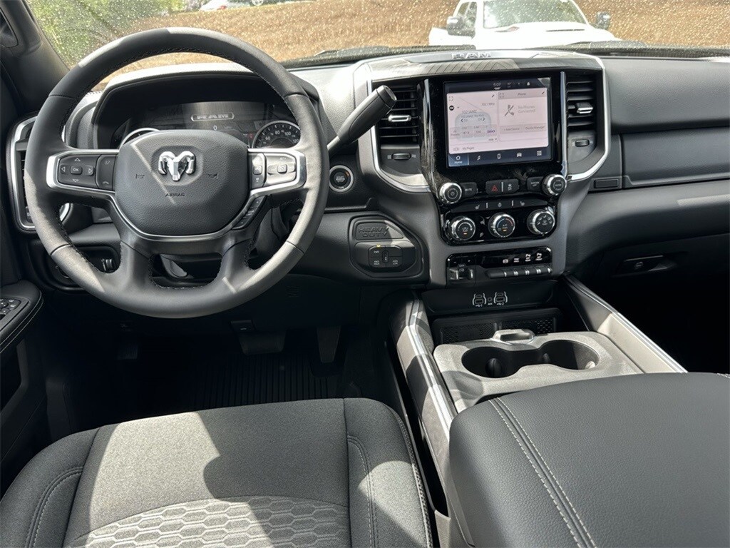 2025 Ram 2500 Big Horn photo 4