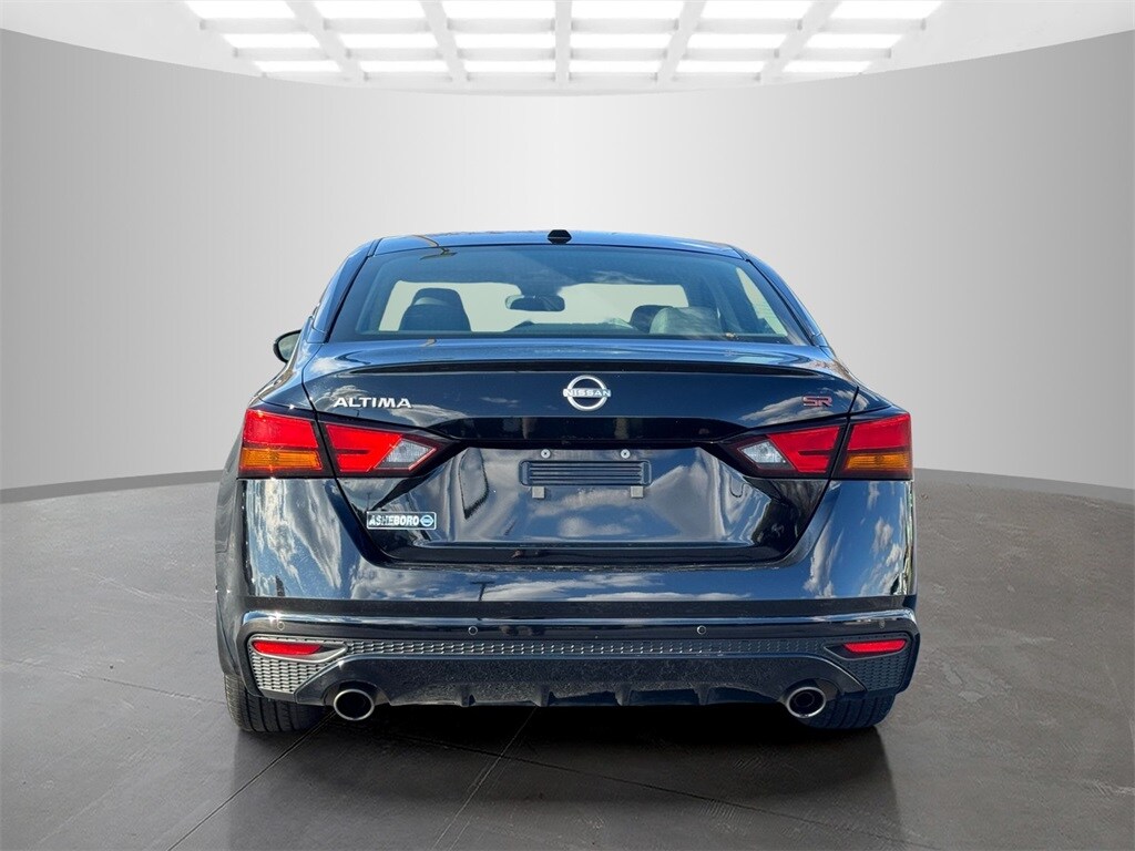 2024 Nissan Altima 2.5 SR photo 4