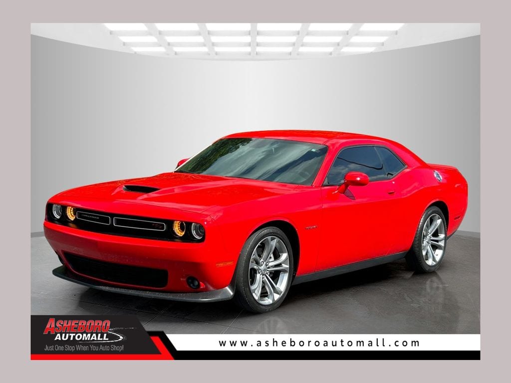 2022 Dodge Challenger R/T's photo