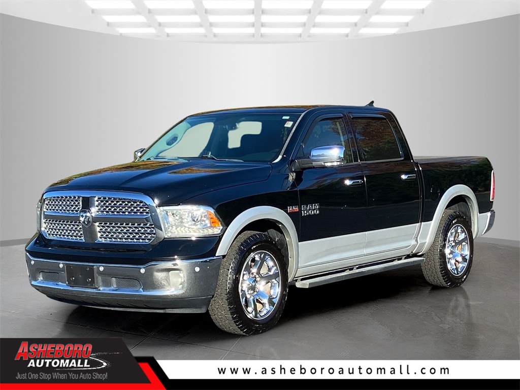 2015 RAM Ram 1500 Pickup Laramie's photo