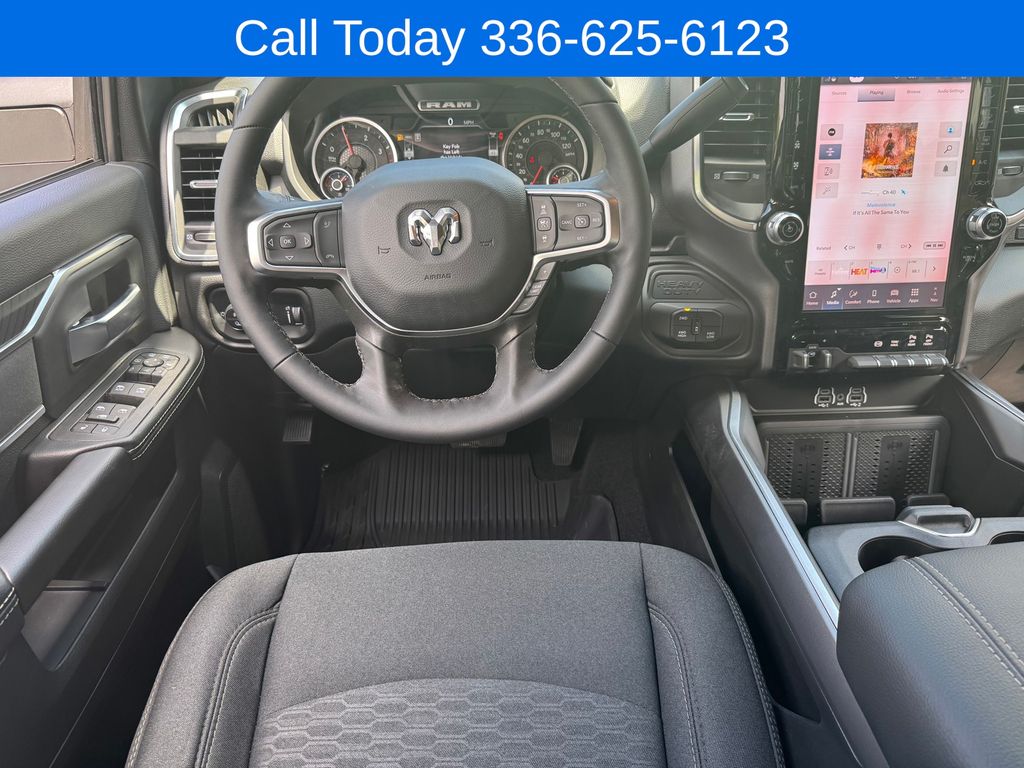 2025 RAM 2500 Big Horn - Photo 17