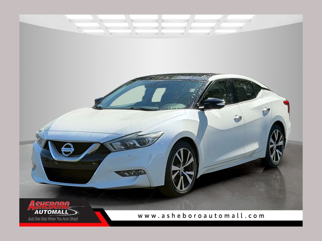 2017 Nissan Maxima Platinum's photo