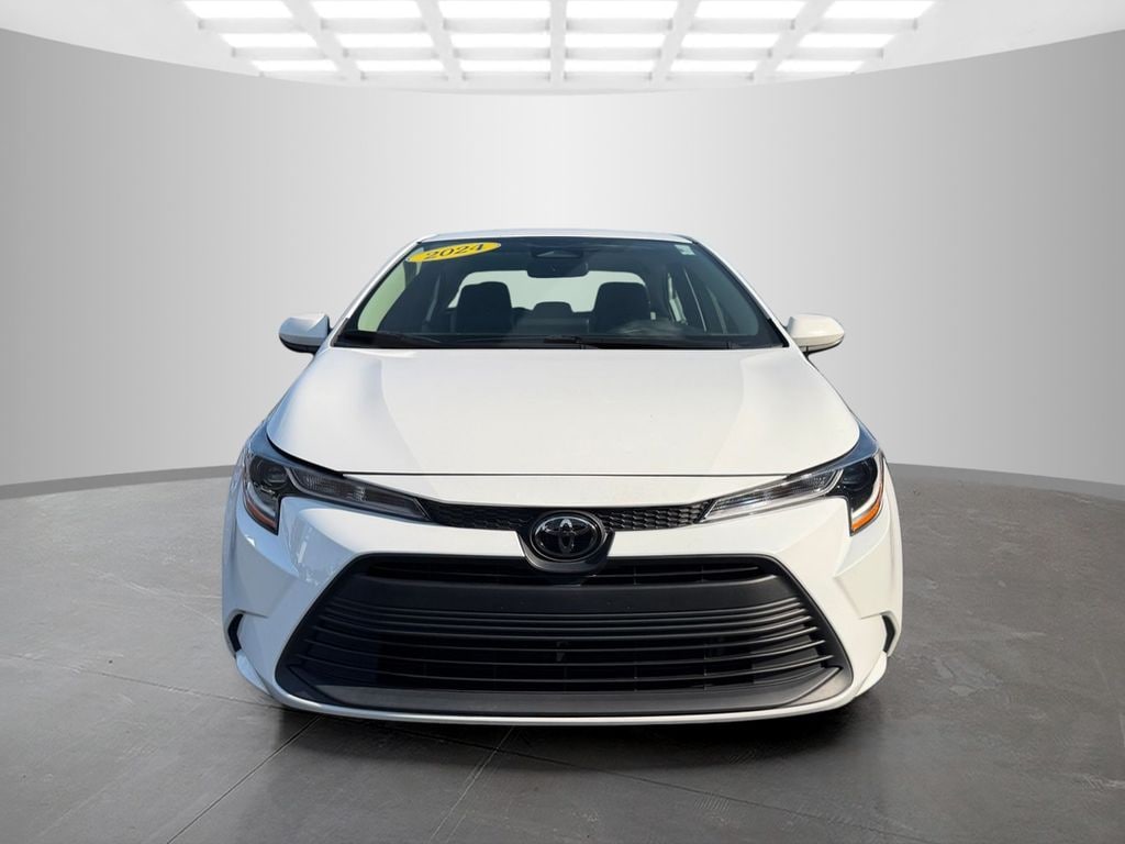Used 2024 Toyota Corolla LE Sedan