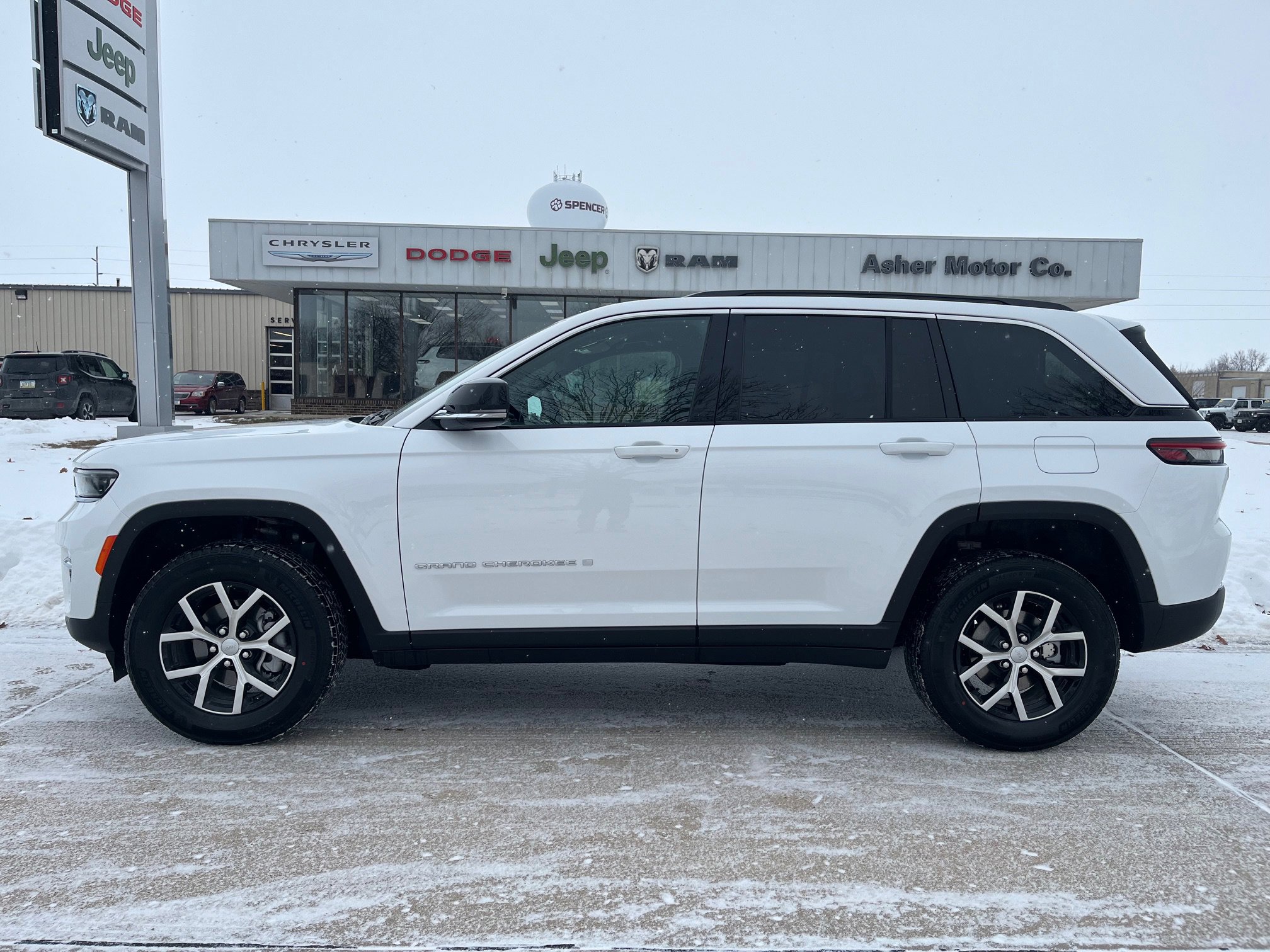 2025 Jeep Grand Cherokee Limited's photo