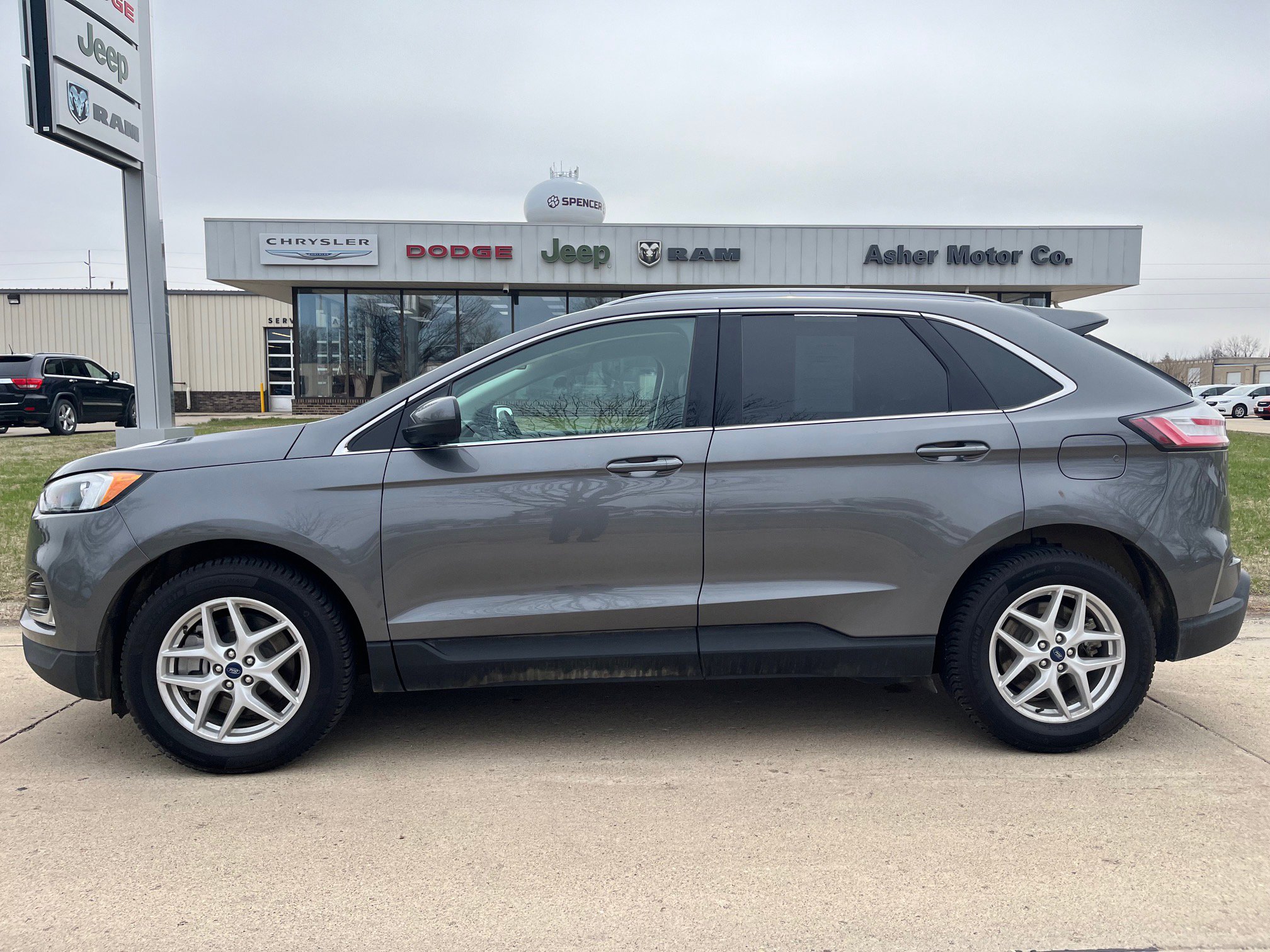 2022 Ford Edge SEL