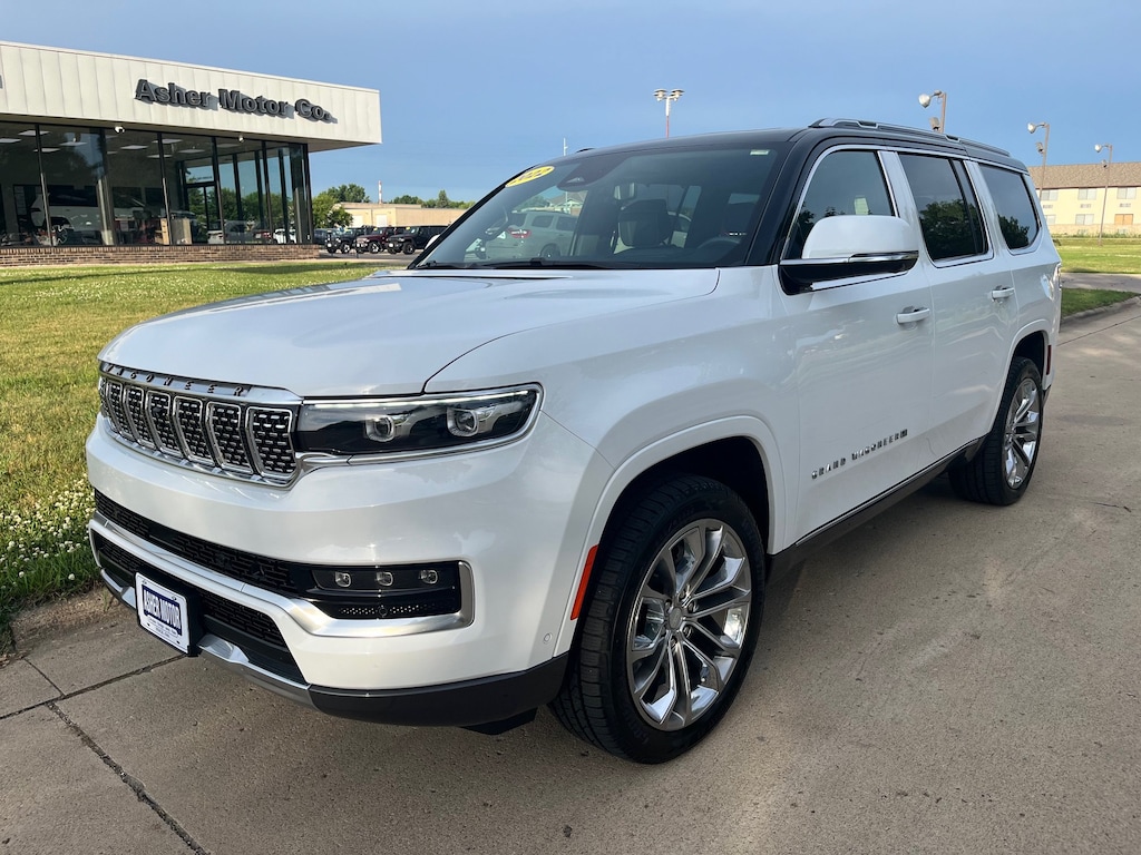 Used 2022 Jeep Grand Wagoneer Series II 4x4