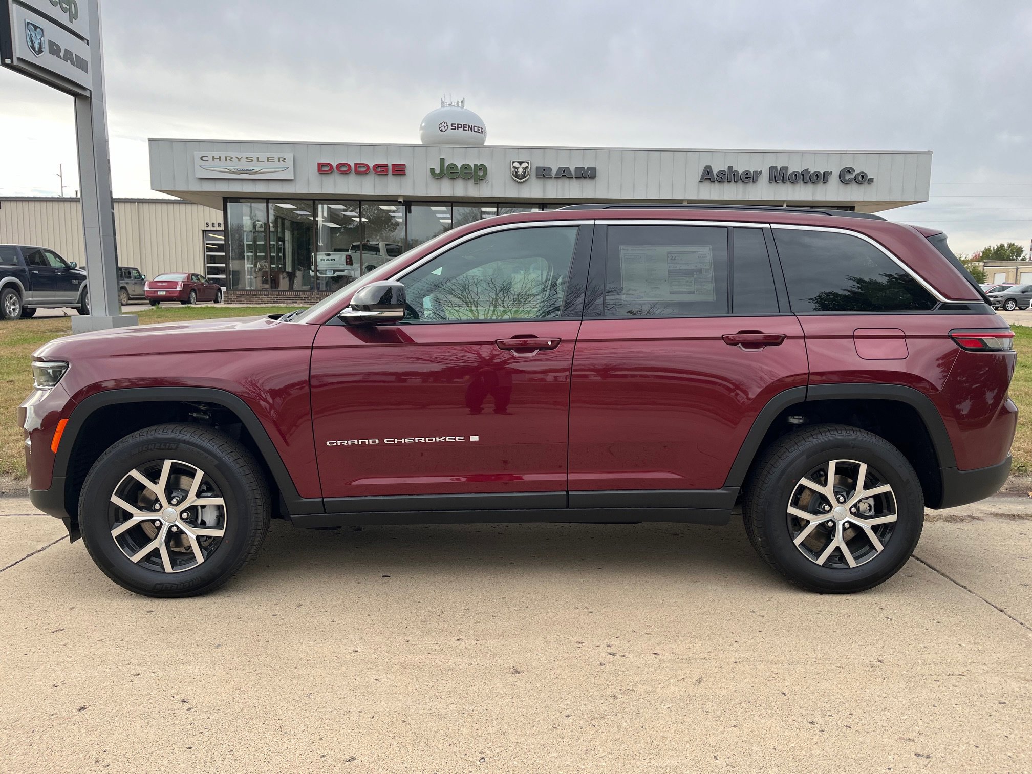 2025 Jeep Grand Cherokee Limited's photo