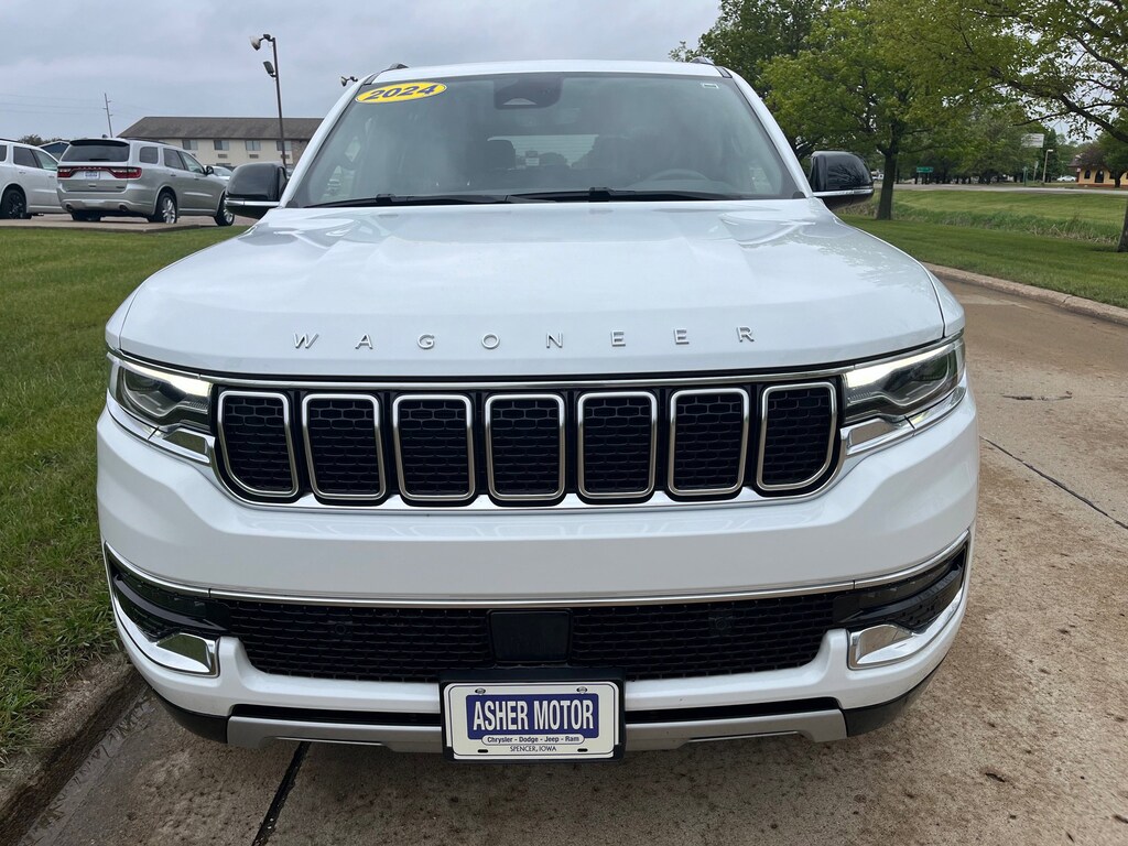 Used 2024 Jeep Wagoneer Series II 4x4