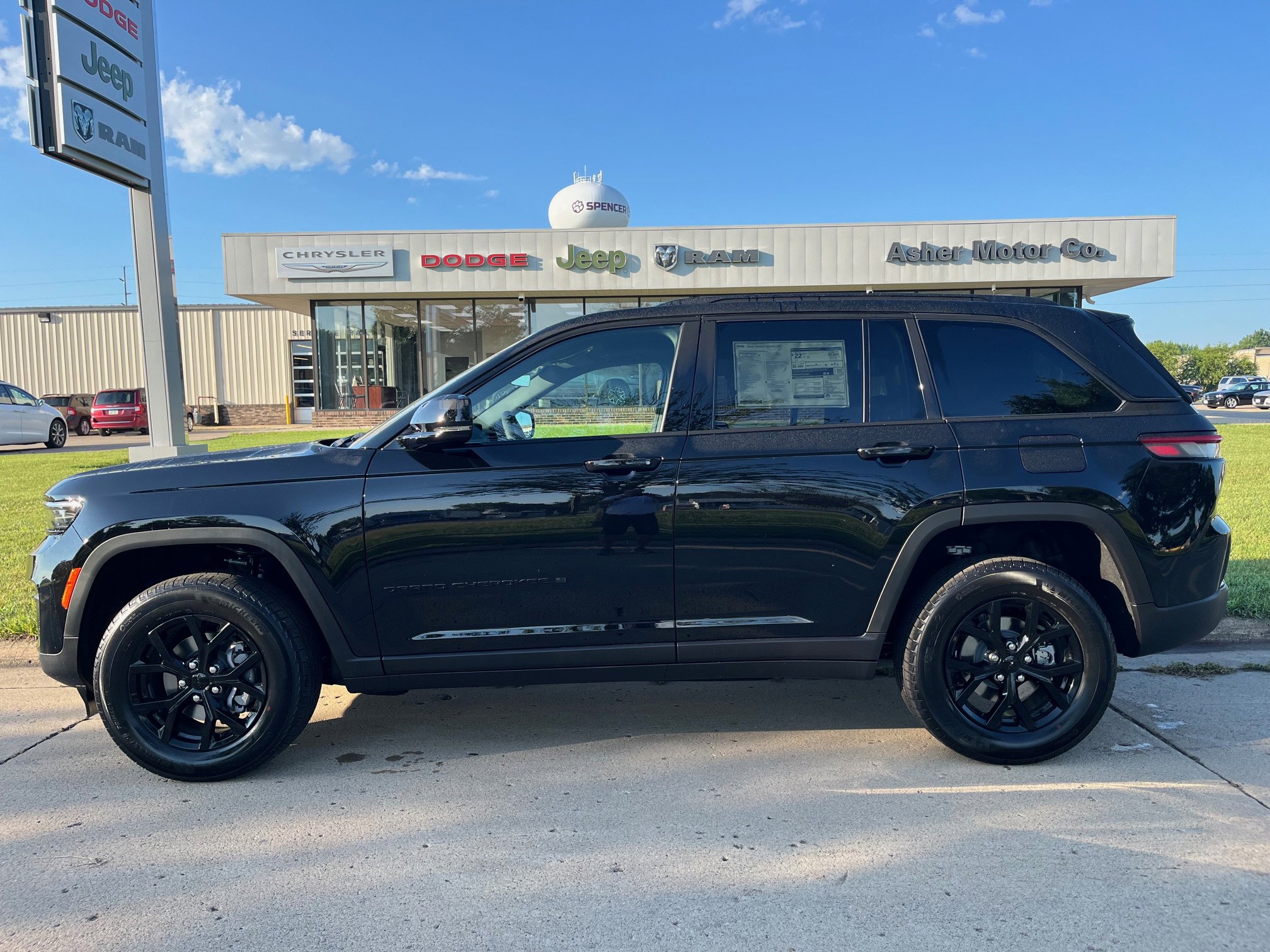 2025 Jeep Grand Cherokee ALTITUDE X 4X4