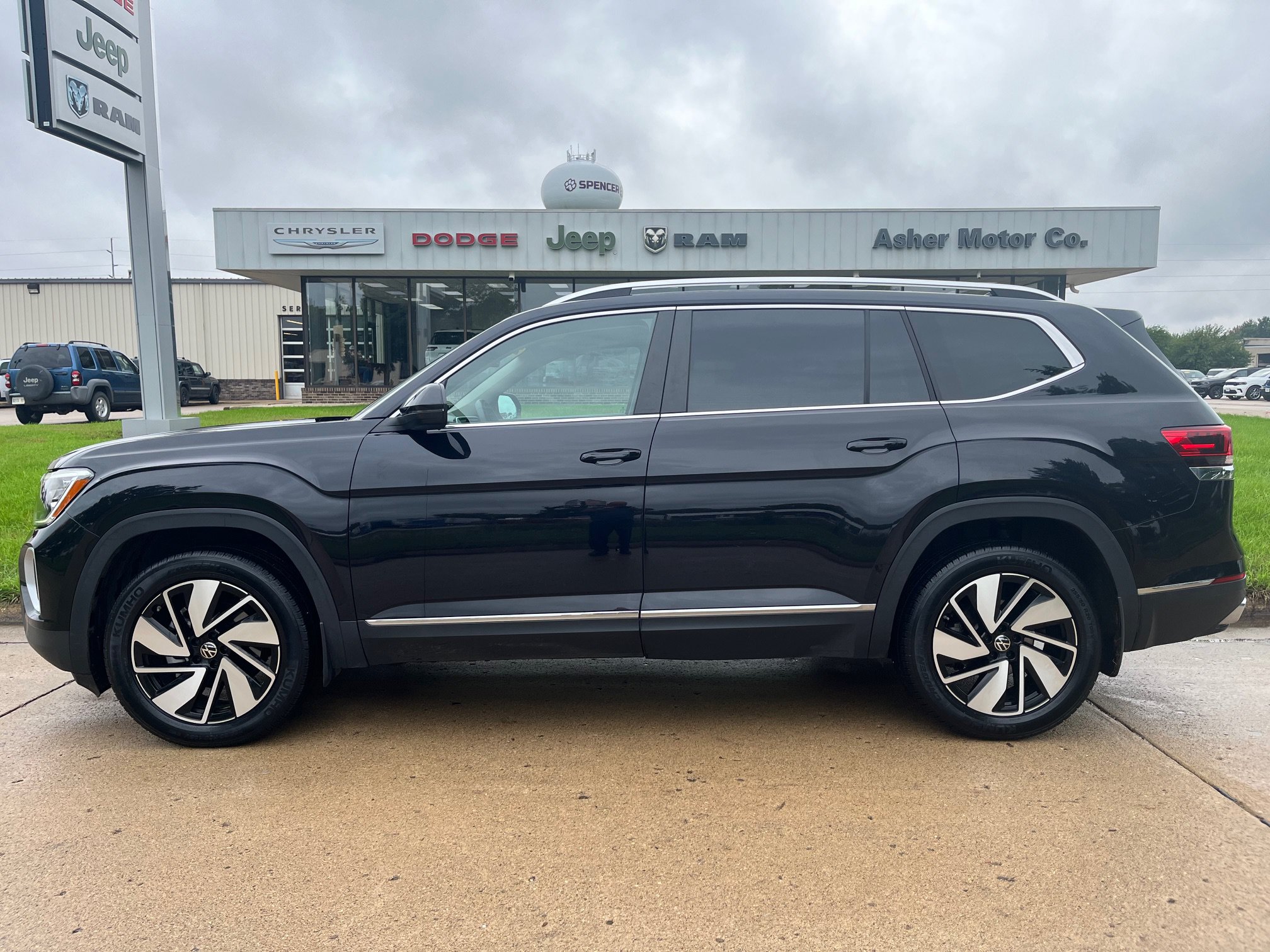 2024 Volkswagen Atlas SEL