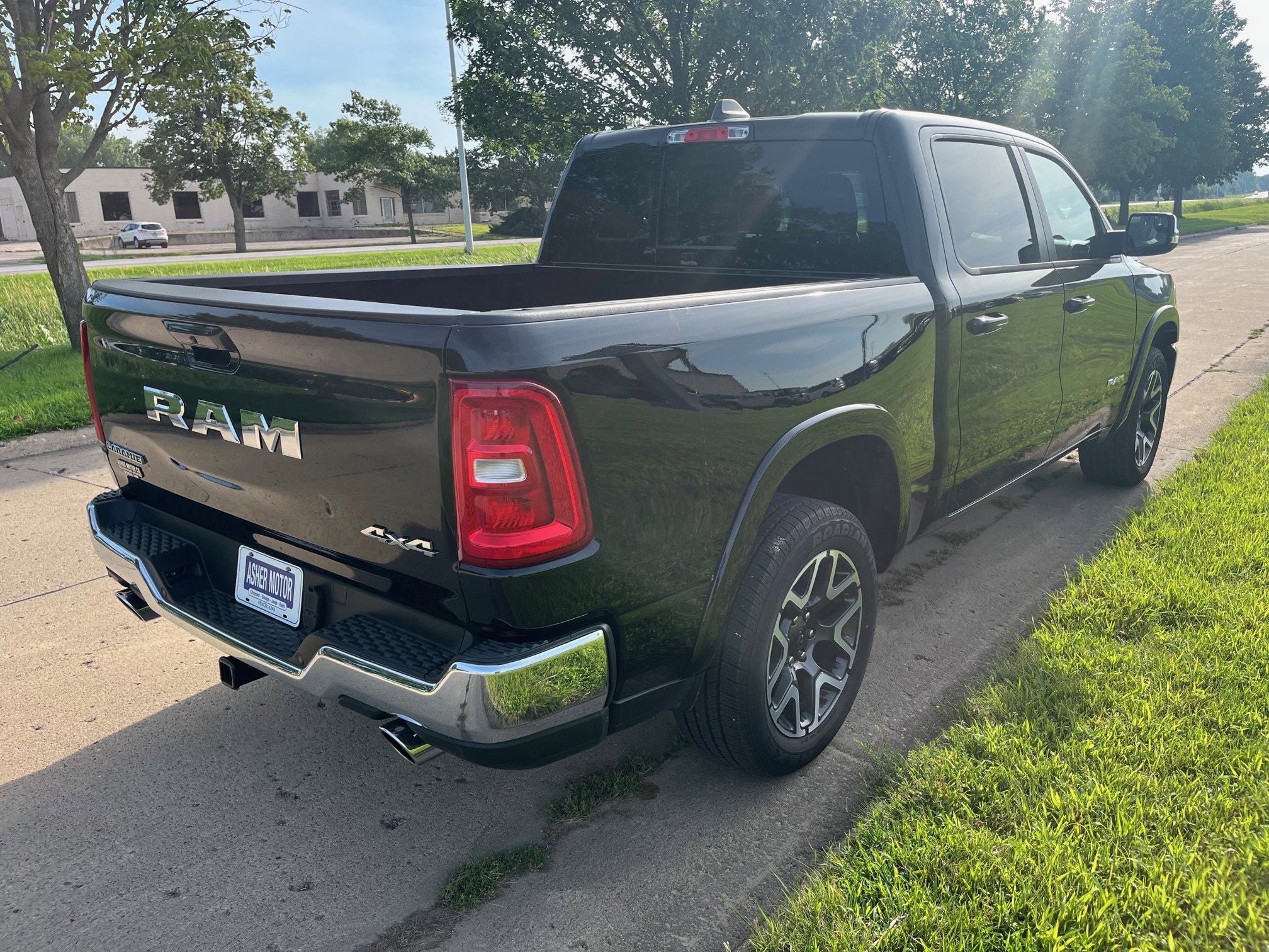 2025 RAM Ram 1500 Pickup Laramie - Photo 6