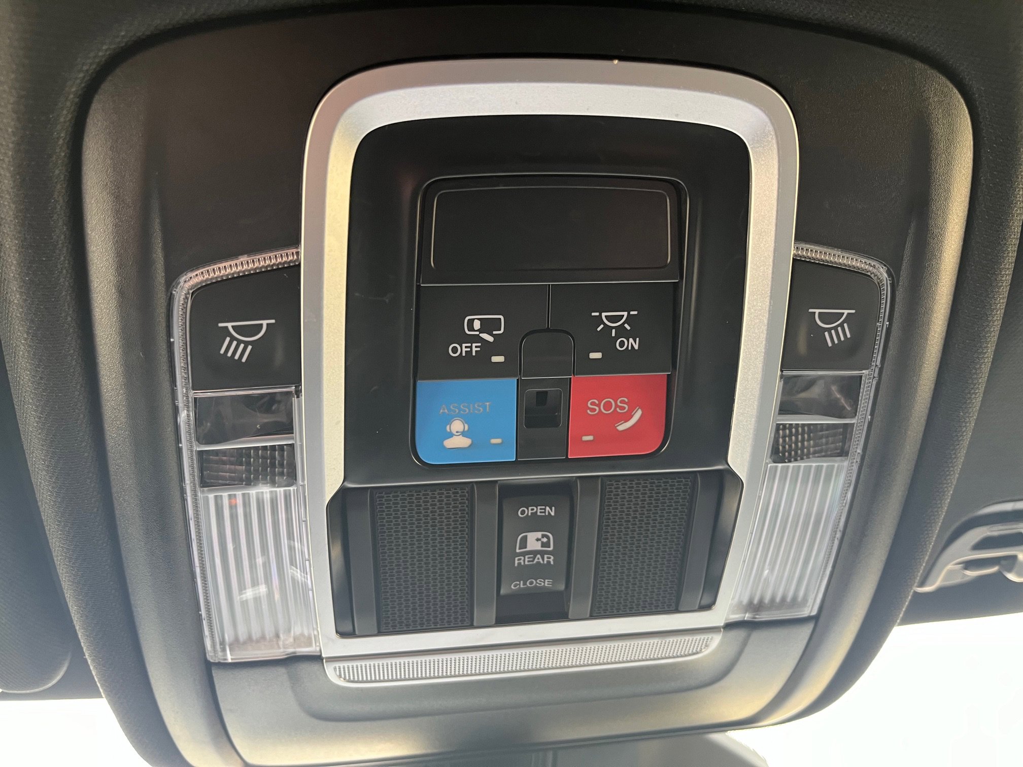 2025 RAM Ram 1500 Pickup Laramie - Photo 29