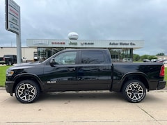 2025 Ram 1500 LARAMIE CREW CAB 4X4 5'7 BOX Pickup