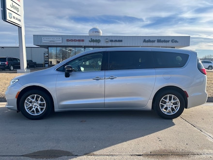 2024 Chrysler Pacifica Touring L FWD