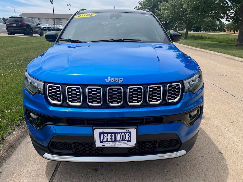 Used 2025 Jeep Compass Limited 4x4