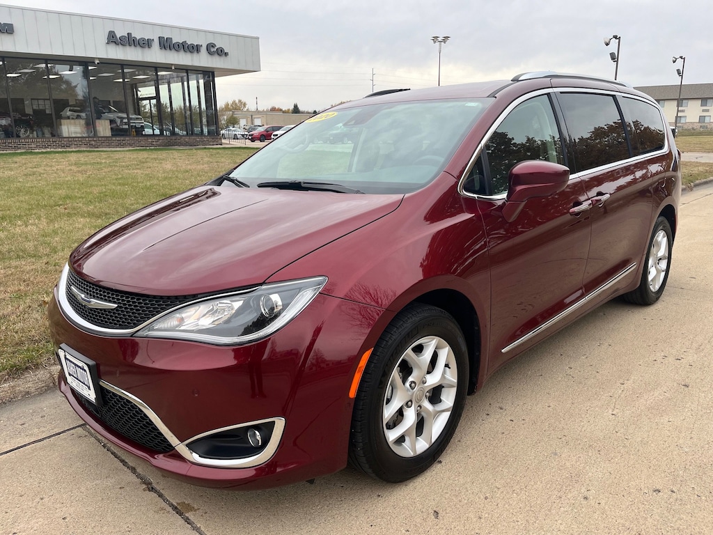 Used 2020 Chrysler Pacifica Touring L Plus FWD