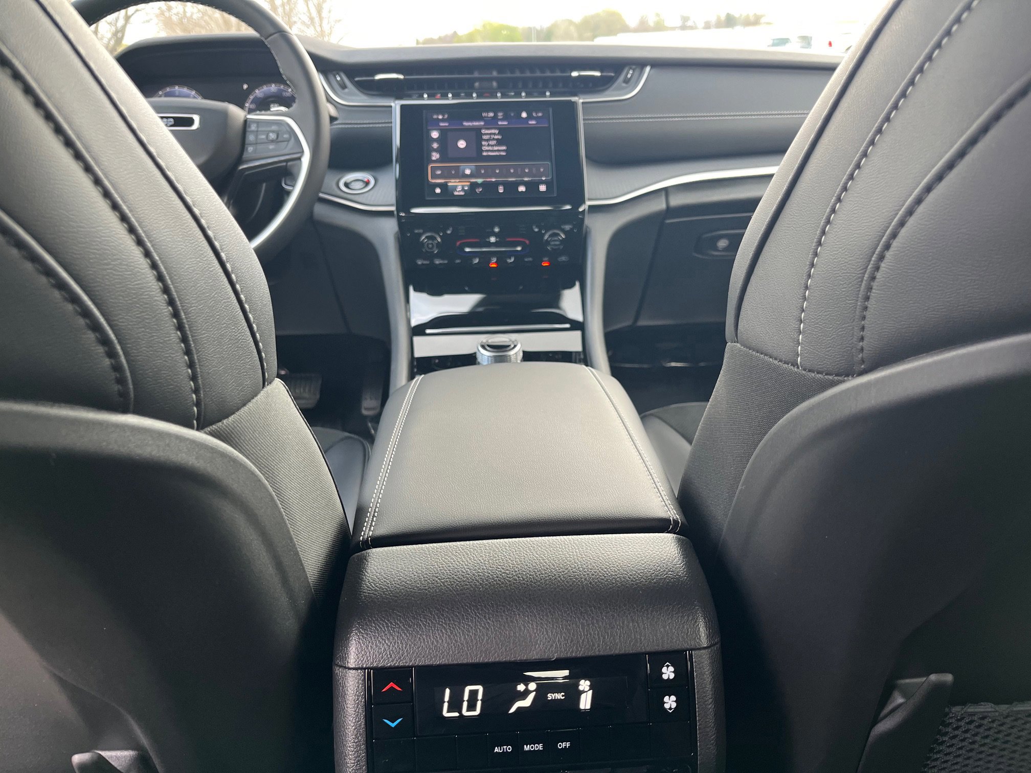 2025 Jeep Grand Cherokee L Altitude - Photo 28