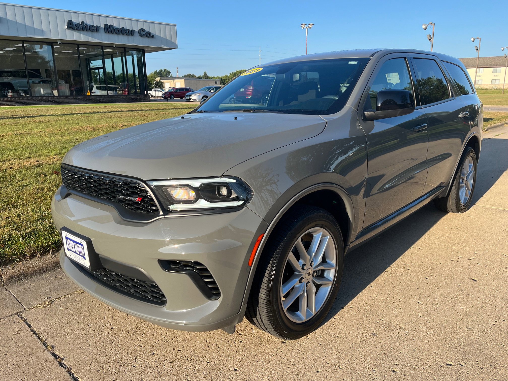 2023 Dodge Durango GT photo 2