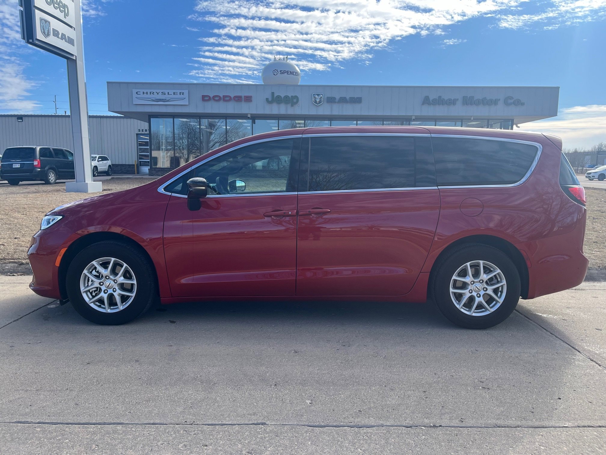 2025 Chrysler Pacifica Select