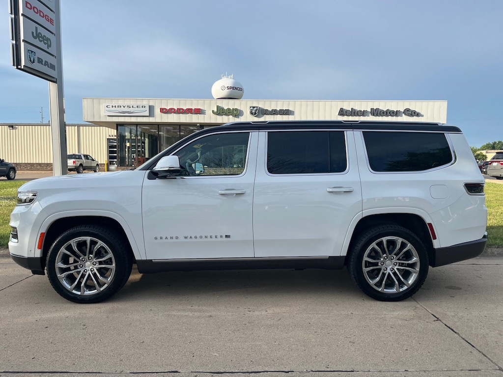 Used 2022 Jeep Grand Wagoneer Series II 4x4