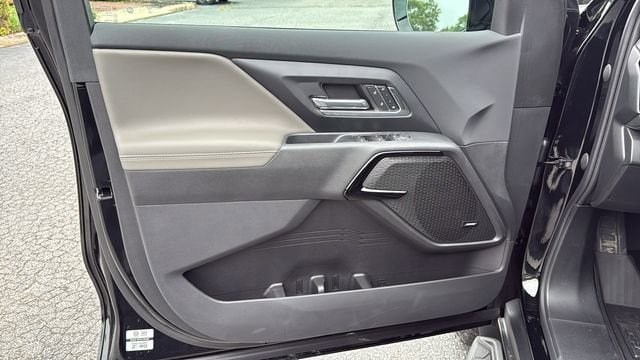 2026 Chevrolet Silverado EV Trail Boss - Photo 15