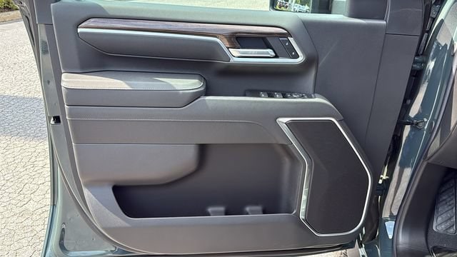 2026 Chevrolet Silverado 3500 HD LT - Photo 14