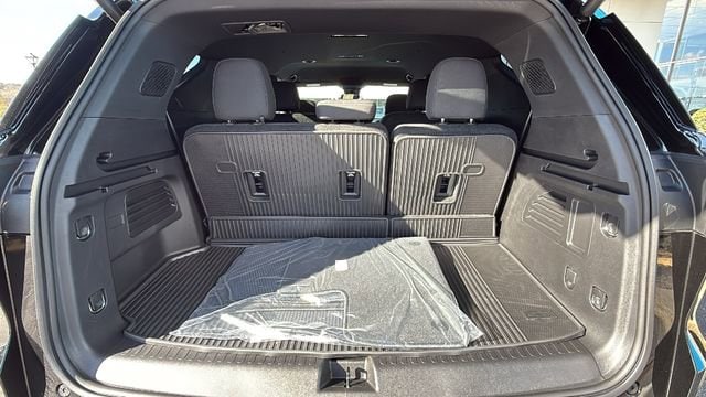 2026 Chevrolet Traverse LT - Photo 7