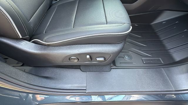 2026 Chevrolet Silverado EV LT - Photo 30