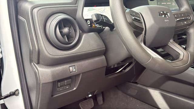 2026 Chevrolet Colorado Trail Boss - Photo 17