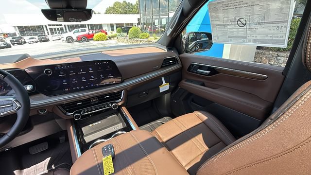 2026 Chevrolet Suburban High Country - Photo 33